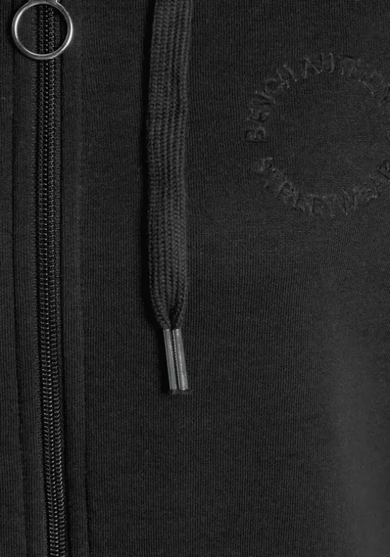 Kapuzensweatjacke"Mit Logostickerei"