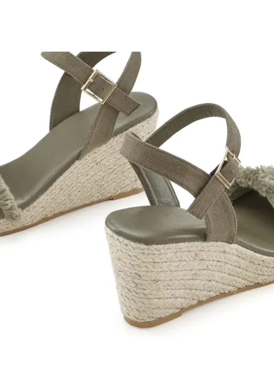 Keilsandalette