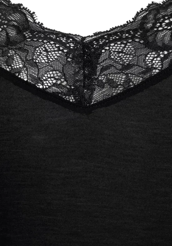 Neglige