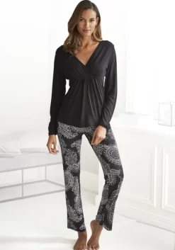 Pyjama