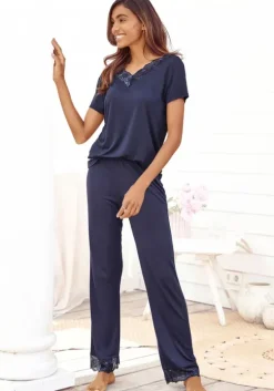 Pyjama