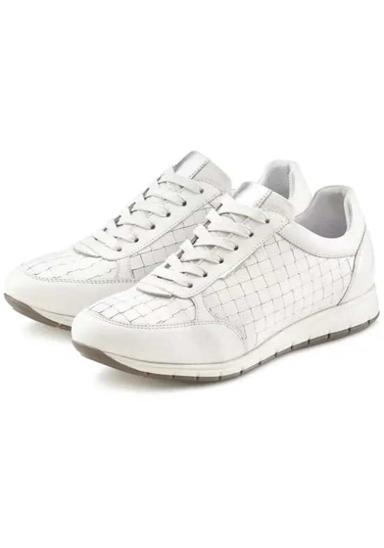 Sneaker