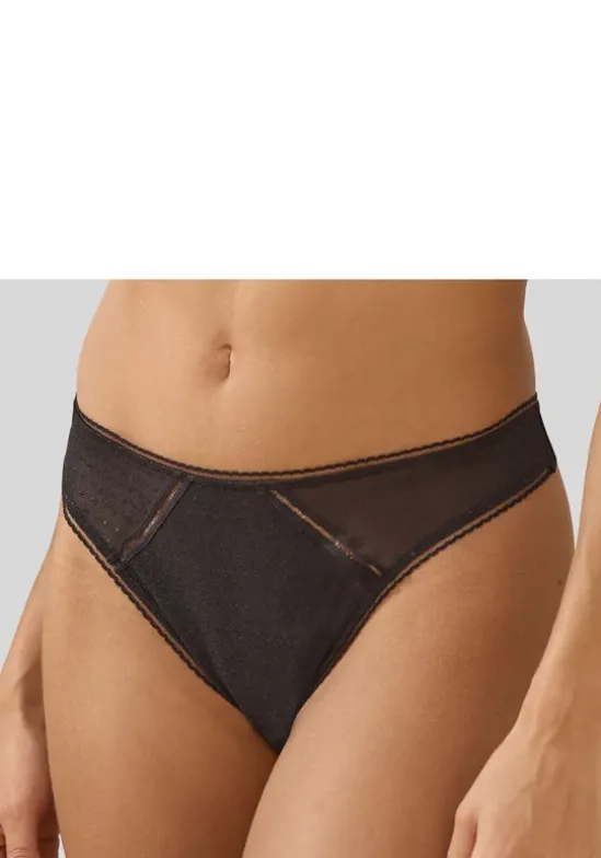 String"Charlotte"