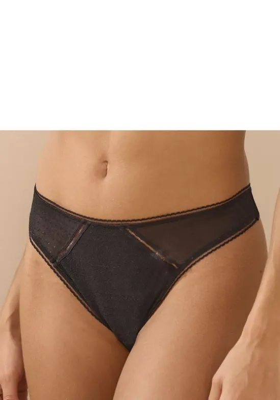 String"Charlotte"