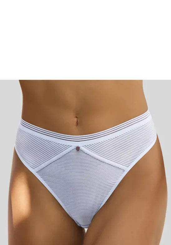 String"Zoe"