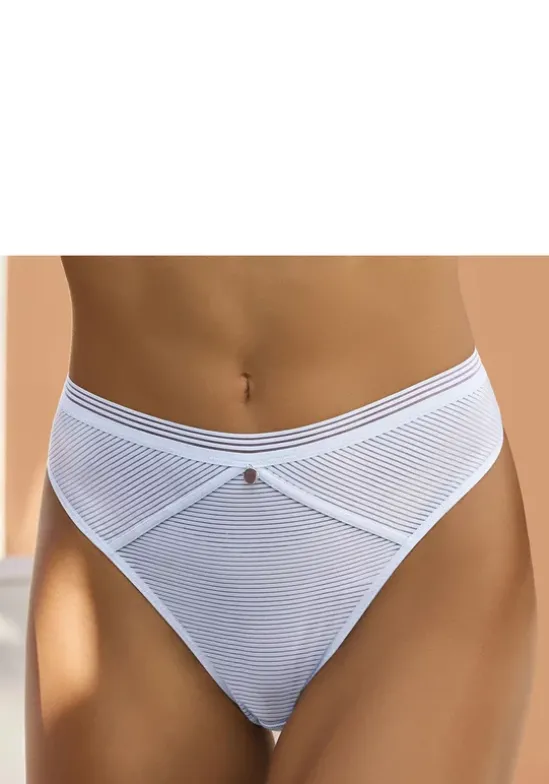 String"Zoe"